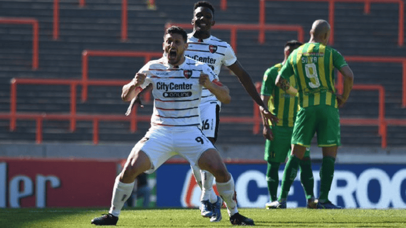 Juanchón convirtió el gol de la victoria leprosa en Mar del Plata.