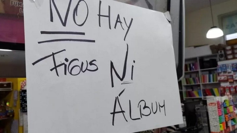 El reclamo por la falta de figuritas del álbum del Mundial de Qatar 2022 llegó al Gobierno. 