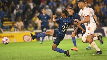 El Chipi Frías le dio el empate a Central en el último instante.