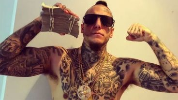 Caniggia se gastó el premio viajando junto a su novia.