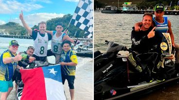 El rosarino Leo Morelli festejando su campeonato en Brasil