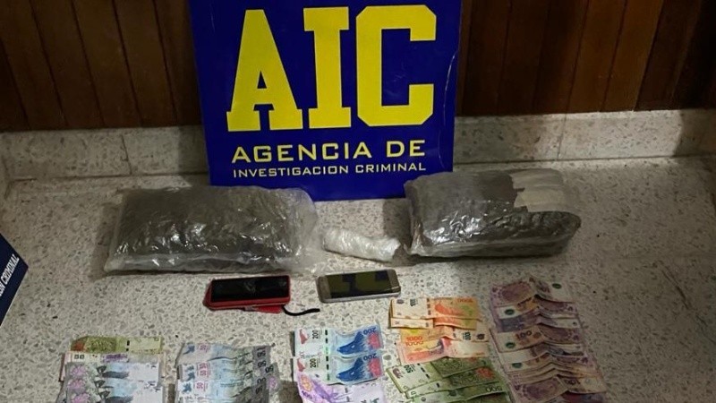 Parte de lo incautado por el División Departamento Regional de Investigación Criminal Sobre Narcotráfico.