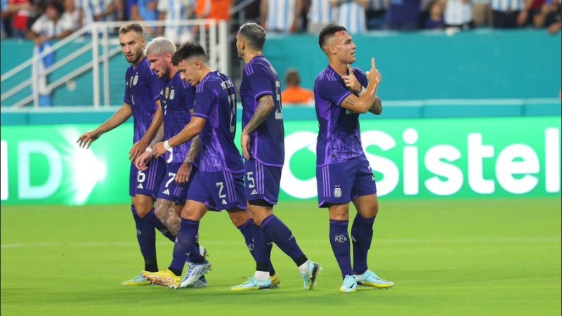 En 35' del complemento, Argentina golea 3 a 0 a Honduras con dos goles de Messi y otro de Lautaro Martínez | Rosario3