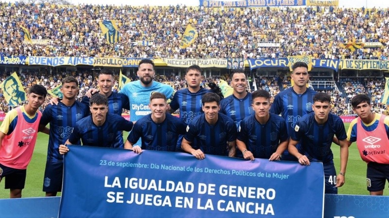 Los once que paró Tevez de entrada en el Gigante.