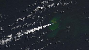 Aconsejan a todos los navegantes que se mantengan a más de cuatro kilómetros de Home Reef.