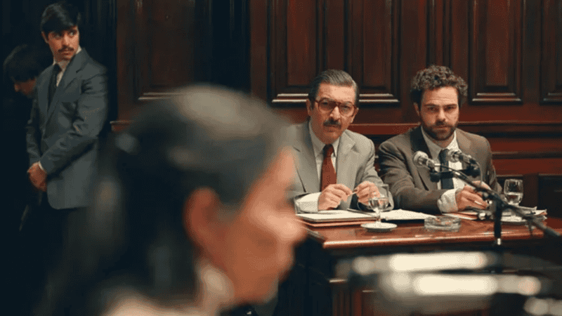 Darín y Lanzani en una escena del film.