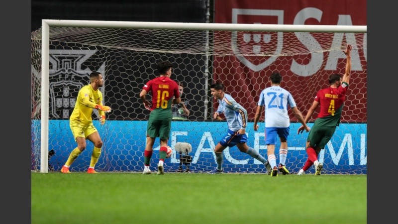 Morata la empujó al gol sobre el final del encuentro.