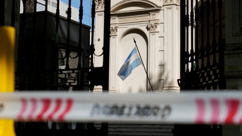 Este miércoles a la madrugada balearon el edificio de la Justicia federal de Rosario.