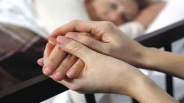 El 77% de los uruguayos está de acuerdo con legalizar la eutanasia, según una encuesta de la consultora Factum de julio.