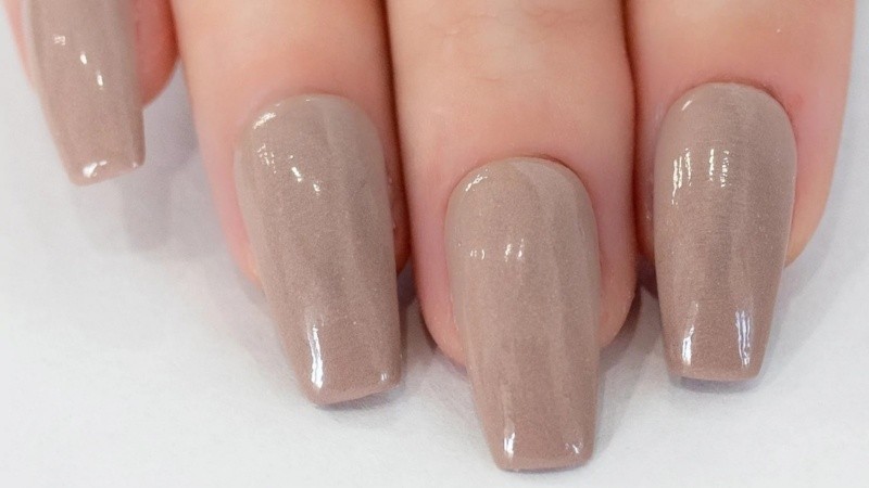 La mezcla entre el marrón y tonos grisáceos brinda el toque especial