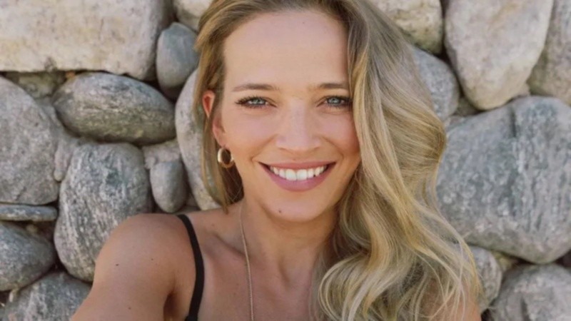 La actriz se mostró feliz con su maternidad.