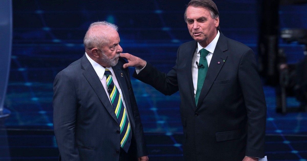 Lula y Bolsonaro se midieron en un último y muy tenso debate mano a ...