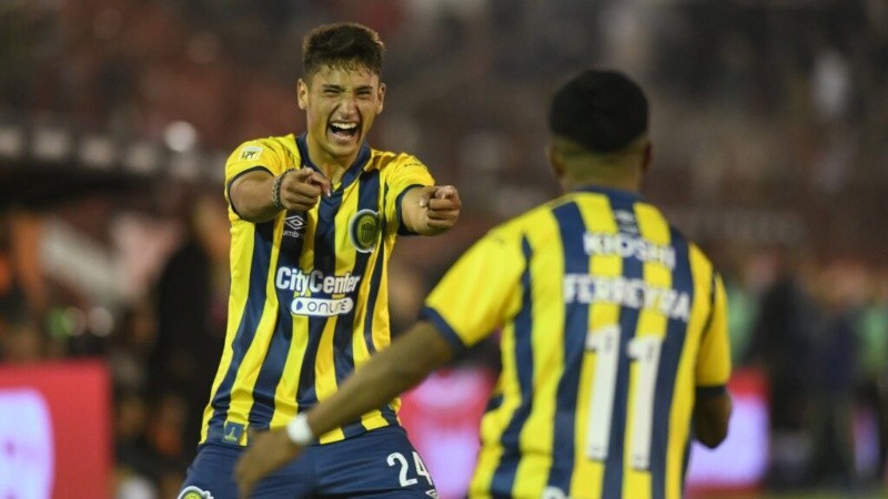 El pibe Véliz tuvo una noche consagratoria en El Monumental