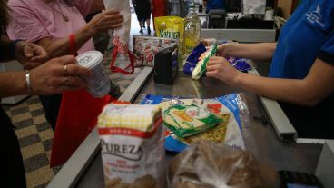 Los precios de alimentos y bebidas subieron un 9,3% en marzo, según el Indec.