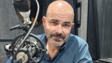 “Argentina tardó décadas en armarse como Estado”, sostuvo Eduardo Sacheri en “AM/PM”, de visita a Radio 2.
