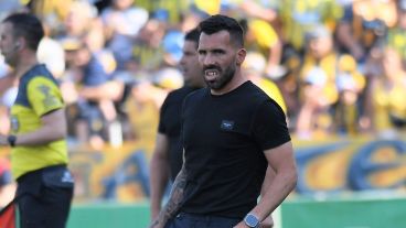 El Apache aclaró que quiere continuar "pero hay que ver cómo".