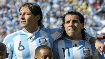 Gabriel y el Apache en Sudáfrica 2010, uno de los dos mundiales que compartieron.