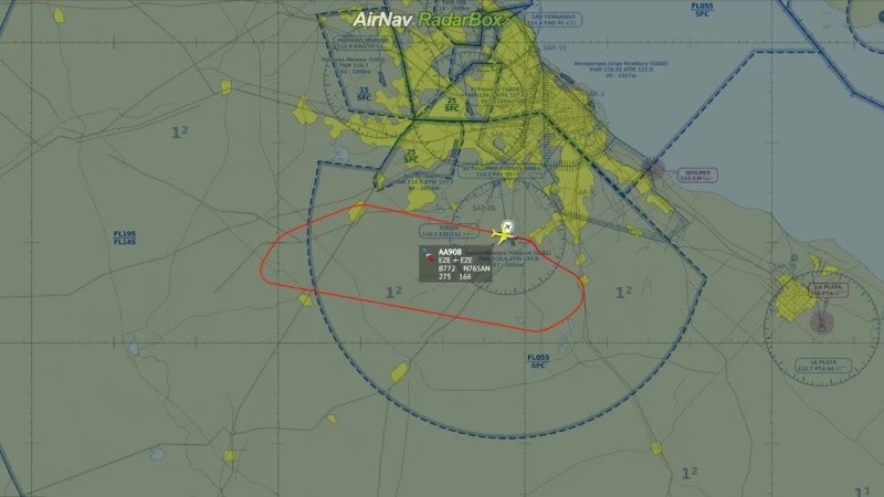 El trayecto del avión, entre el despegue y el aterrizaje de emergencia.