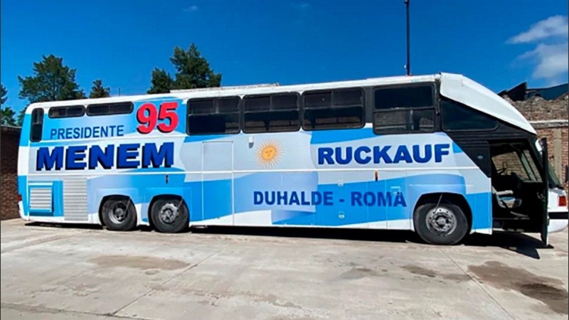El vehículo fue parte de la campaña de la fórmula Menem-Ruckauf.