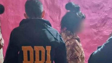 La sospechosa detenida por la policía tras el asesinato del empresario André Baquier.