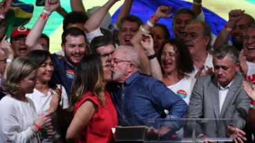 Según algunos medios de Brasil muchos la han apodado como la "Evita brasileña".