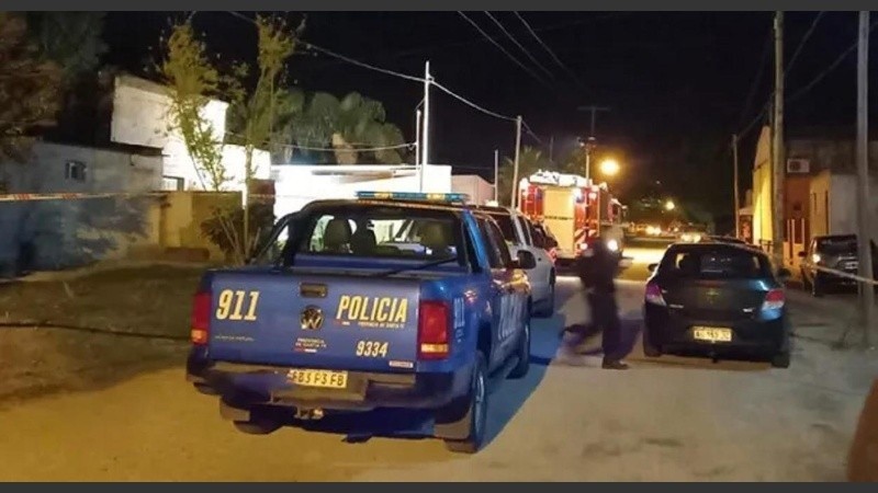 Las bebas fueron encontradas enterradas en el patio del vecino. 