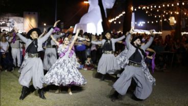 Se viene el 38º Encuentro y Fiesta Nacional de Colectividades