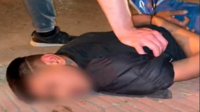 Uno de los delincuentes pudo escapar. 