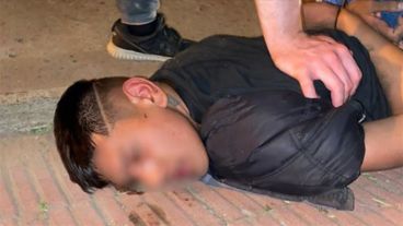 El joven ya había sido demorado por agredir a su propia madre y por portar un arma tumbera.