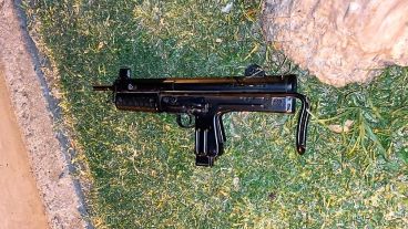 El subfusil FMK3 que le secuestraron al asaltante.