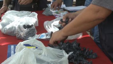 Allanamientos en la Vía Honda, un sector bajo fuego.