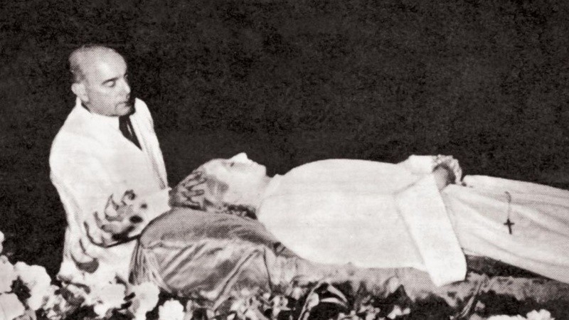 El cadáver de Evita fue embalsamado por el especialista Pedro Ara.