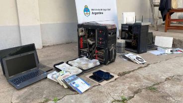 Este martes se hicieron 70 allanamientos en todo el país por la investigación conjunta.