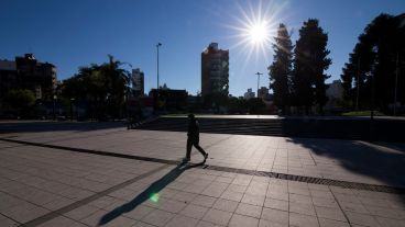 El calor ya se siente desde temprano en la ciudad.