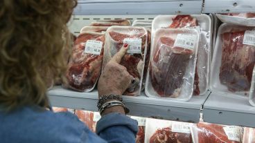 Los valores de la canasta básica se dispararon en octubre.