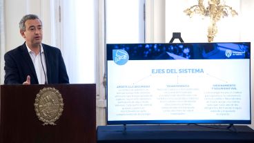 El intendente dijo como con el sistema de fotomultas el camino es la tecnología.