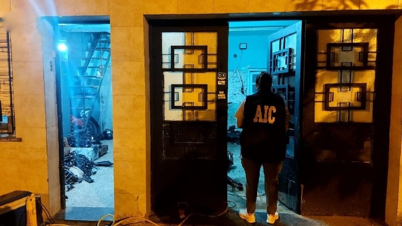 El desarmadero clandestino que funcionaba en Entre Ríos al 4600.