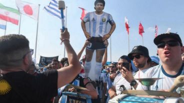 Finalmente, unos 1.500 hinchas argentinos tuvieron su banderazo en Doha.