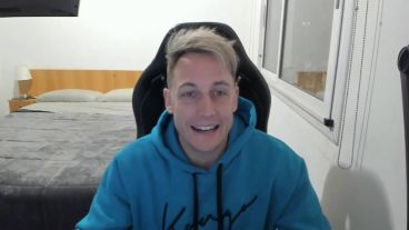 Con casi 1.300.000 seguidores en Youtube, 1.000.000 en Twitch y 1.200.000 en Instagram, Gerónimo confirmó la noticia a un día del debut de Argentina contra Arabia Saudita. 