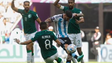 El partido se juega con mucha fricción.