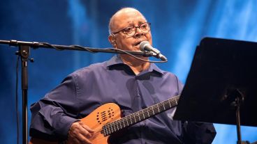 El cantautor Pablo Milanés durante un concierto en Ganada, en agosto de 2021.