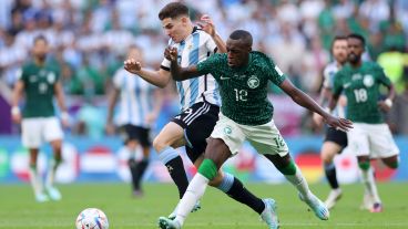 Julián Álvarez entró con el resultado adverso