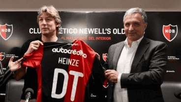 La asunción de Heinze en el primer equipo generó un fuerte impacto en las estructuras leprosas.