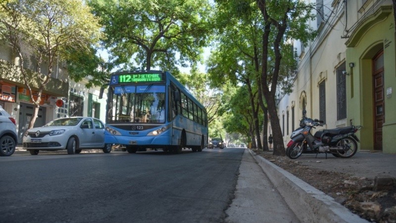 Finalizó la repavimentación integral de calle Laprida.