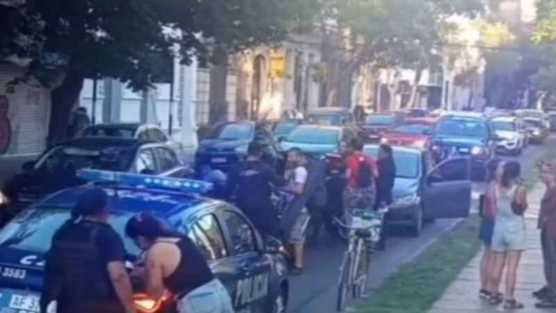 Violencia en la marcha del 25N en las calles de Rosario