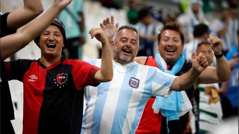 Todo el color y la pasión de los hinchas desde Qatar.