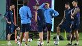 Mundial de Qatar: Messi siguió como “espectador” la práctica de la selección de este domingo