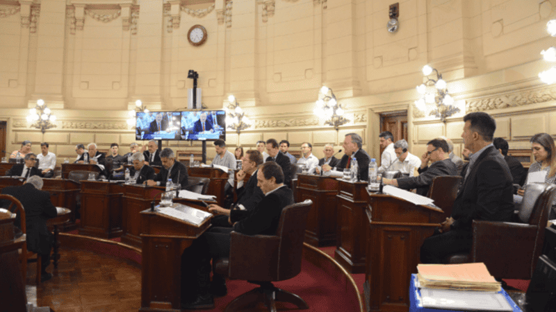 El Senado santafesino trató el presupuesto este miércoles.