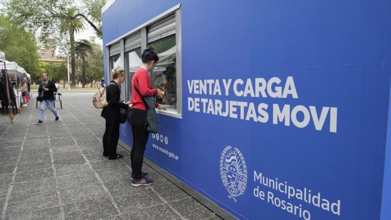 Nuevo puesto de venta y recarga de tarjeta.