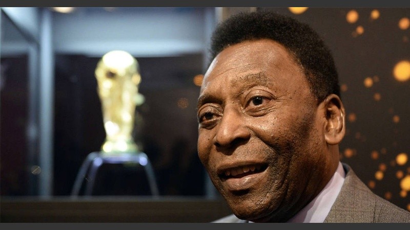 O Rei, que fue operado en 2021 para extirparle un tumor en el colon, ha sufrido problemas de salud en los últimos años, que también le han llevado a operarse de la cadera